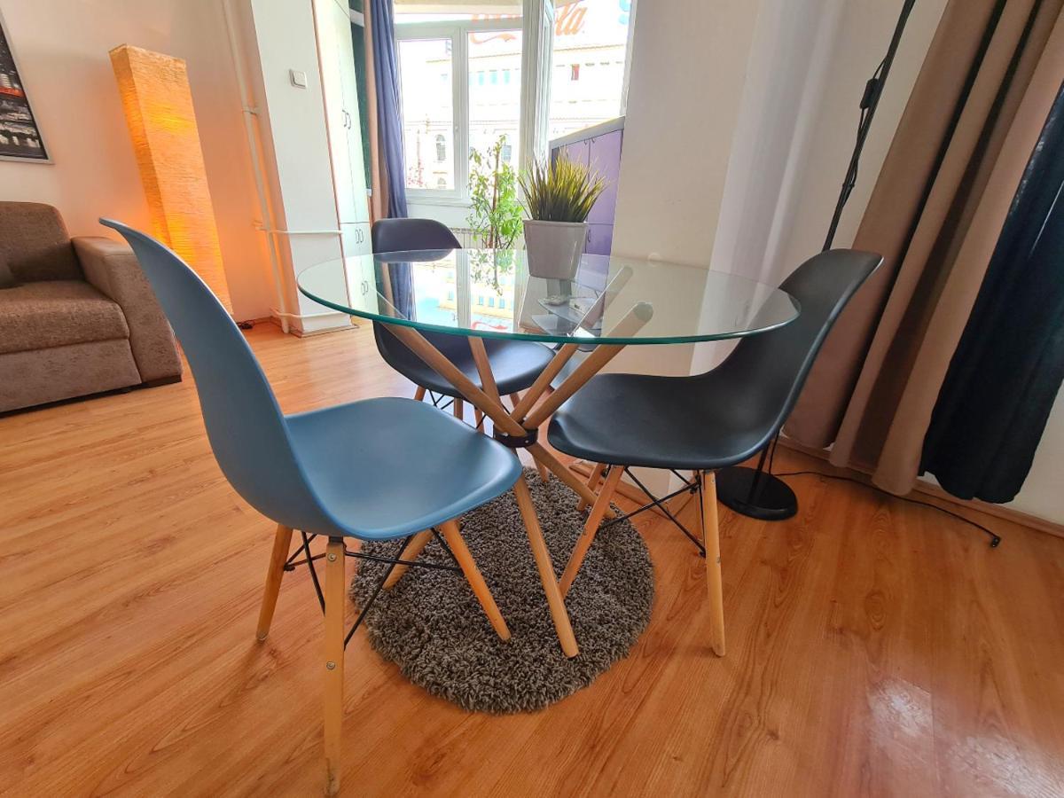 Appartement Mika Square à Skopje Extérieur photo